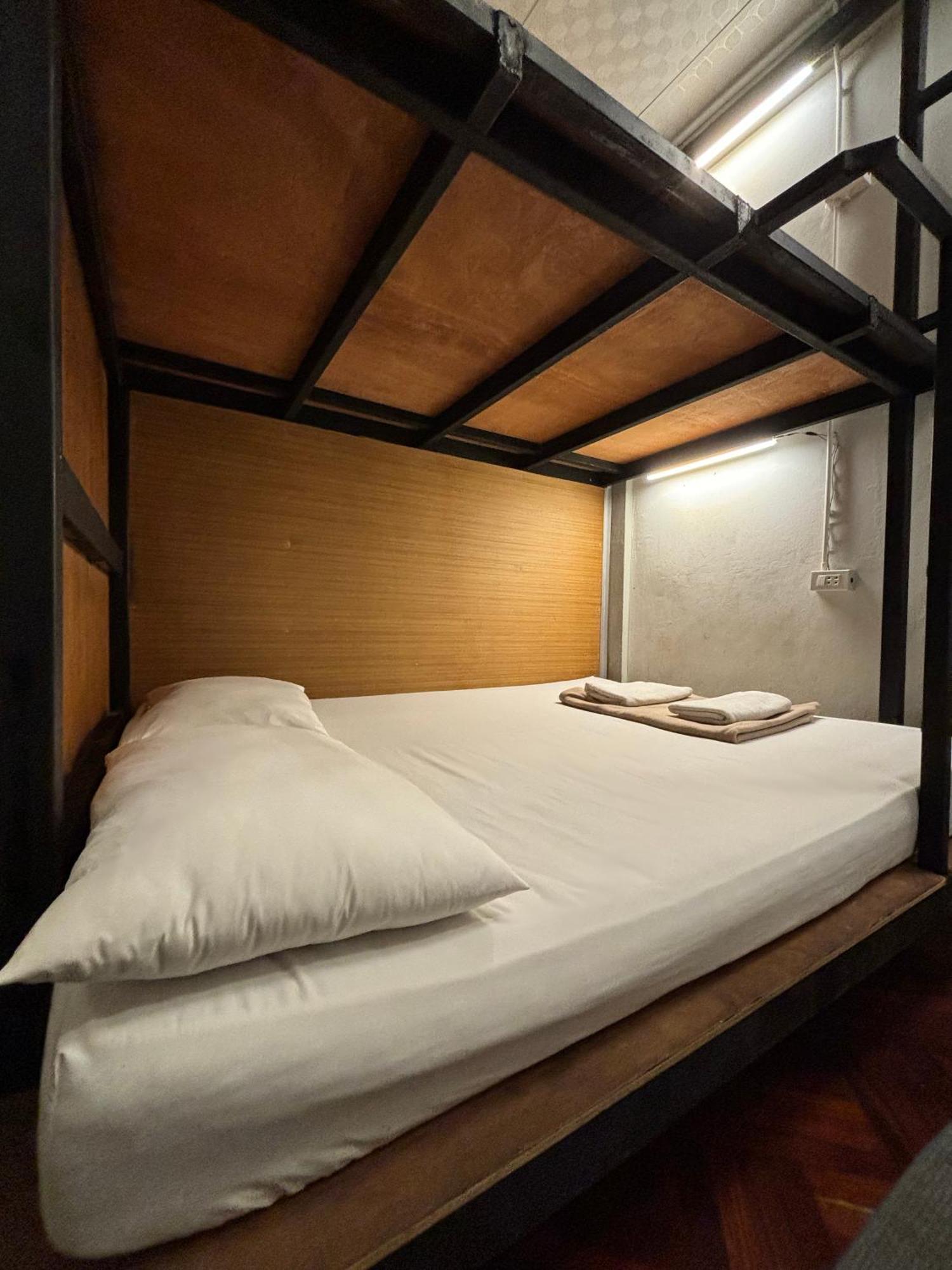 Hansa Hostel Bangkok Khaosan Extérieur photo